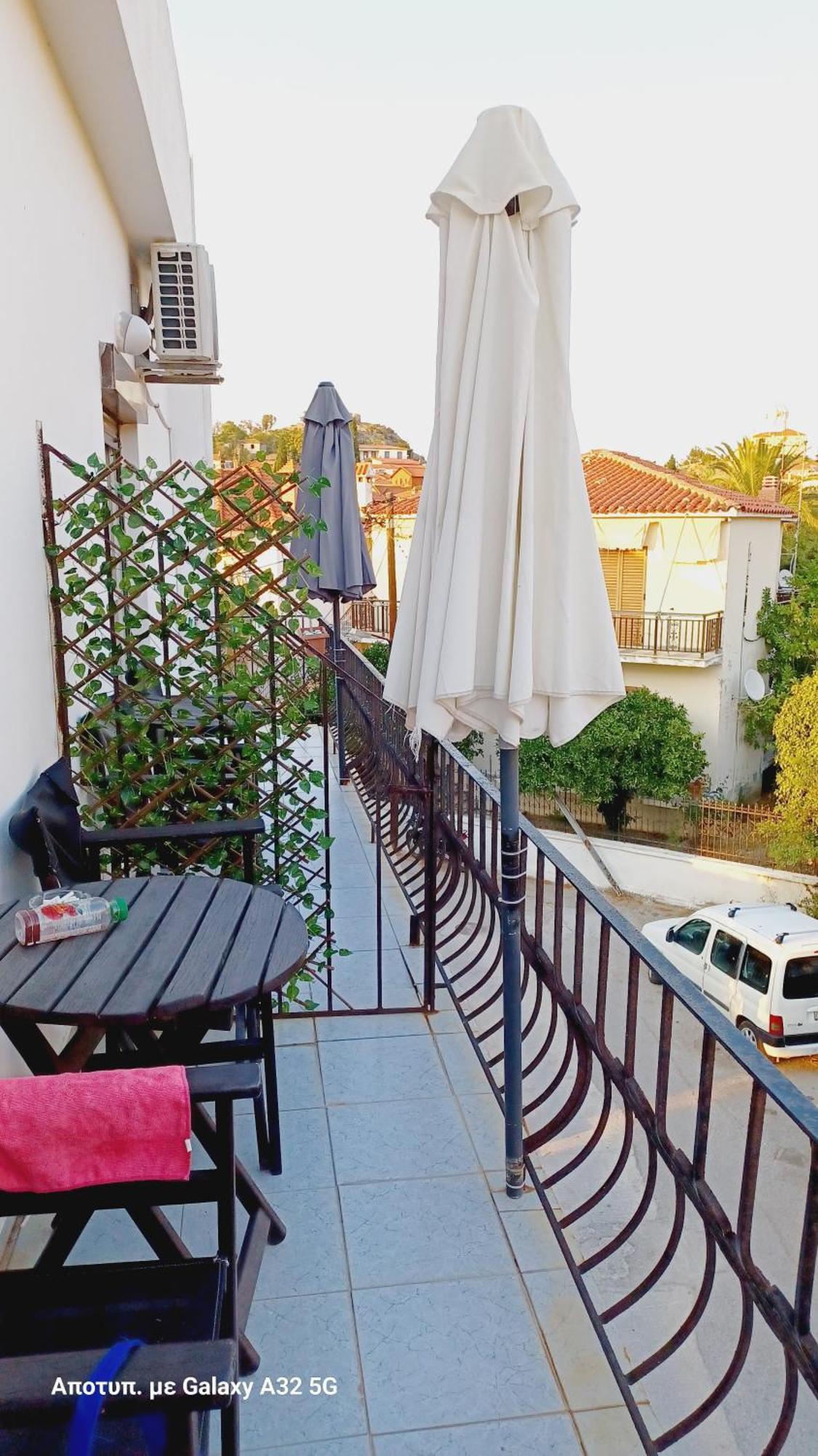 Kostas Studios Apartments - Ενοικιαζόμενα Δωμάτια Με Κουζινάκι Myrina Exterior foto